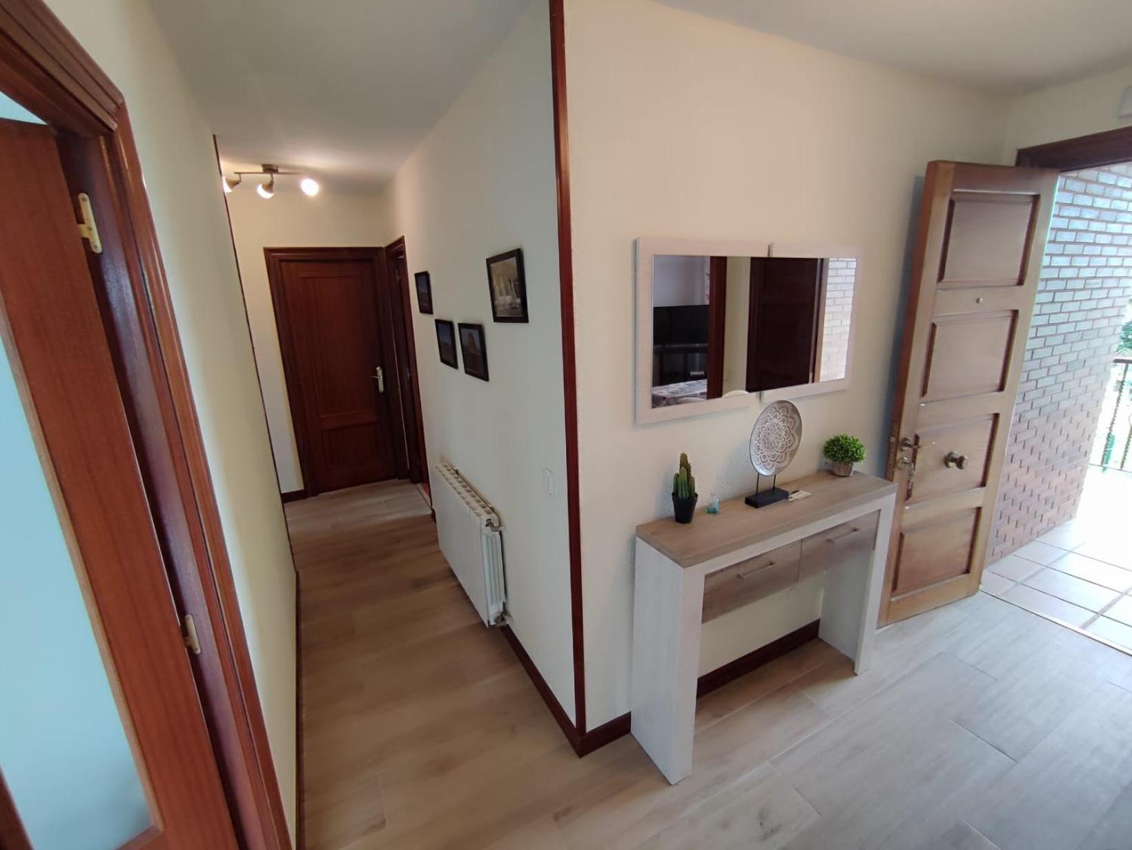 Casa Bahía Santander Villa Pedrena Bagian luar foto