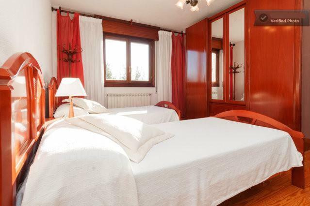Casa Bahía Santander Villa Pedrena Bagian luar foto